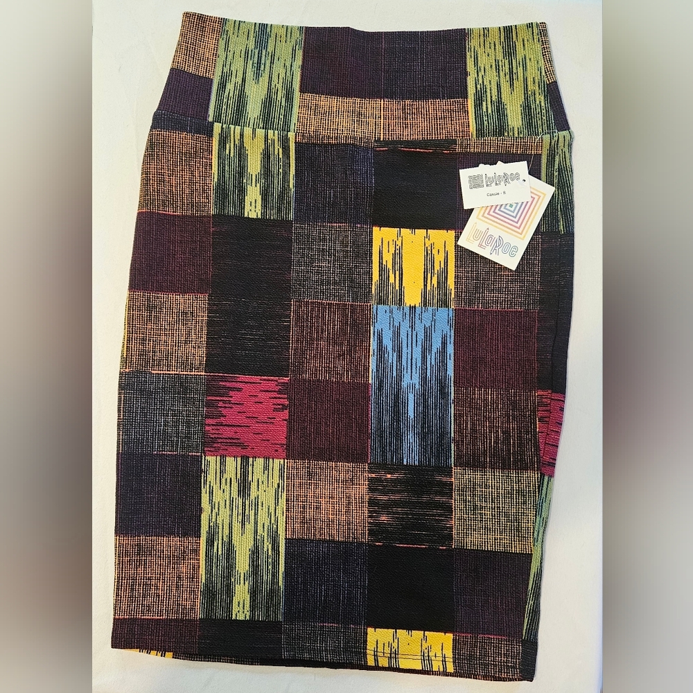 LuLaRoe Cassie Pencil Skirt